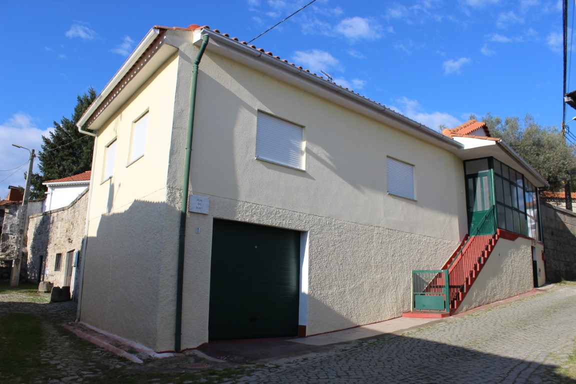 Venda - Moradia - Chaves